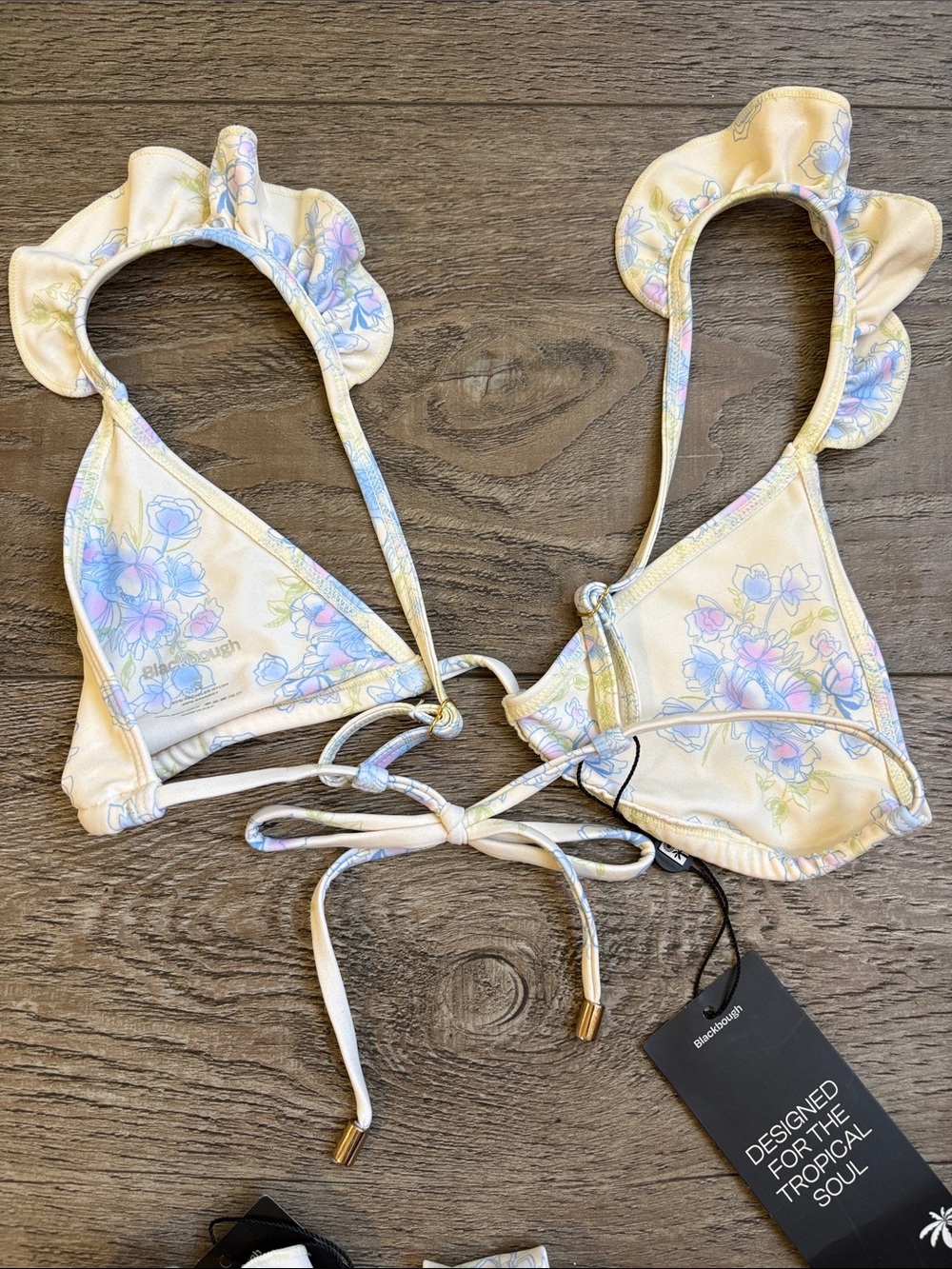 Blackbough Swim Bikini Set Floral Top Tessa Ruffled Cheeky Bottoms in Angel Cake - Picture 3 of 7